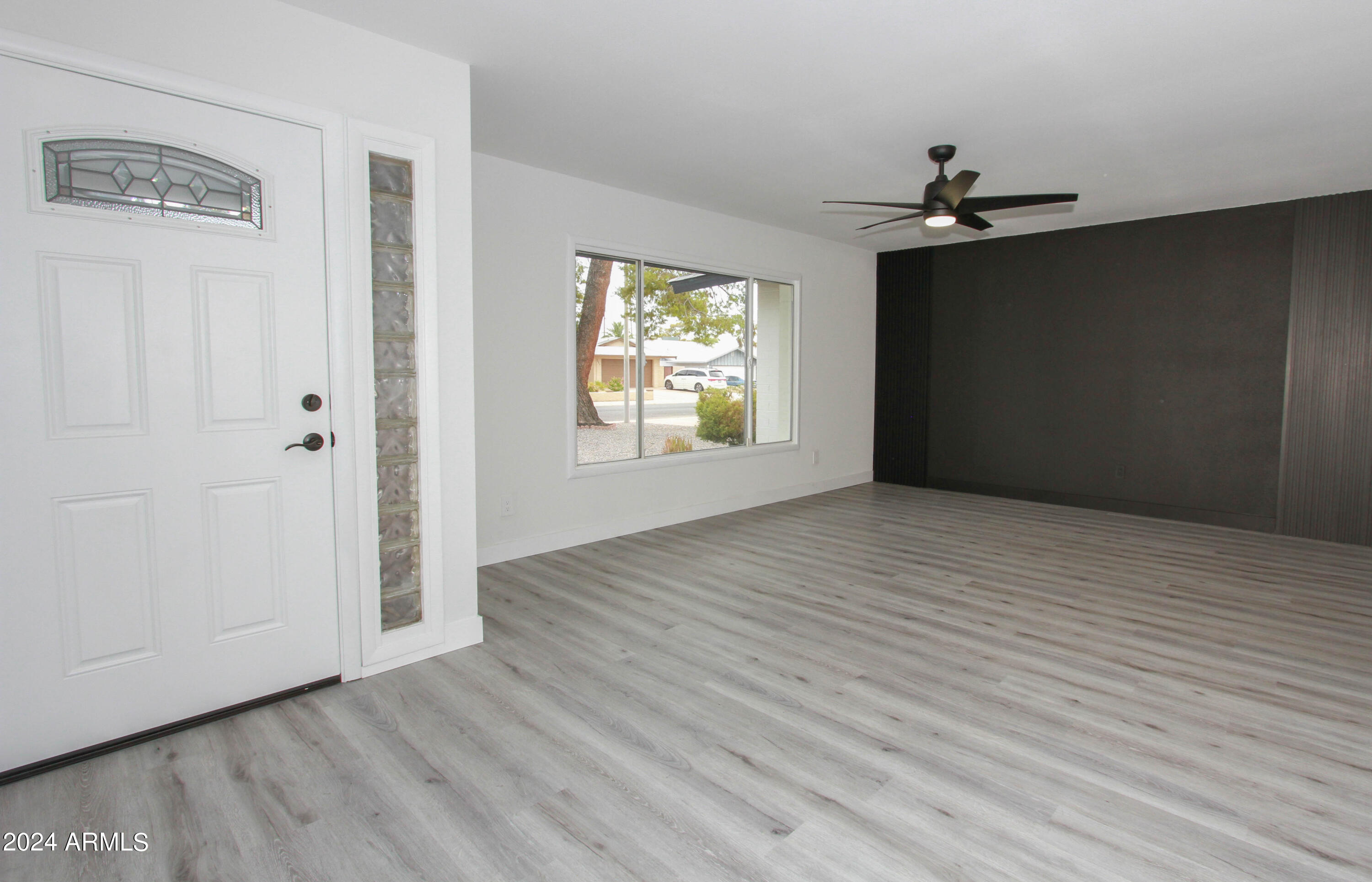 3442 West Hearn Road Phoenix, AZ 85053 - Photo 29 of 58 3442 W Hearn RD-31