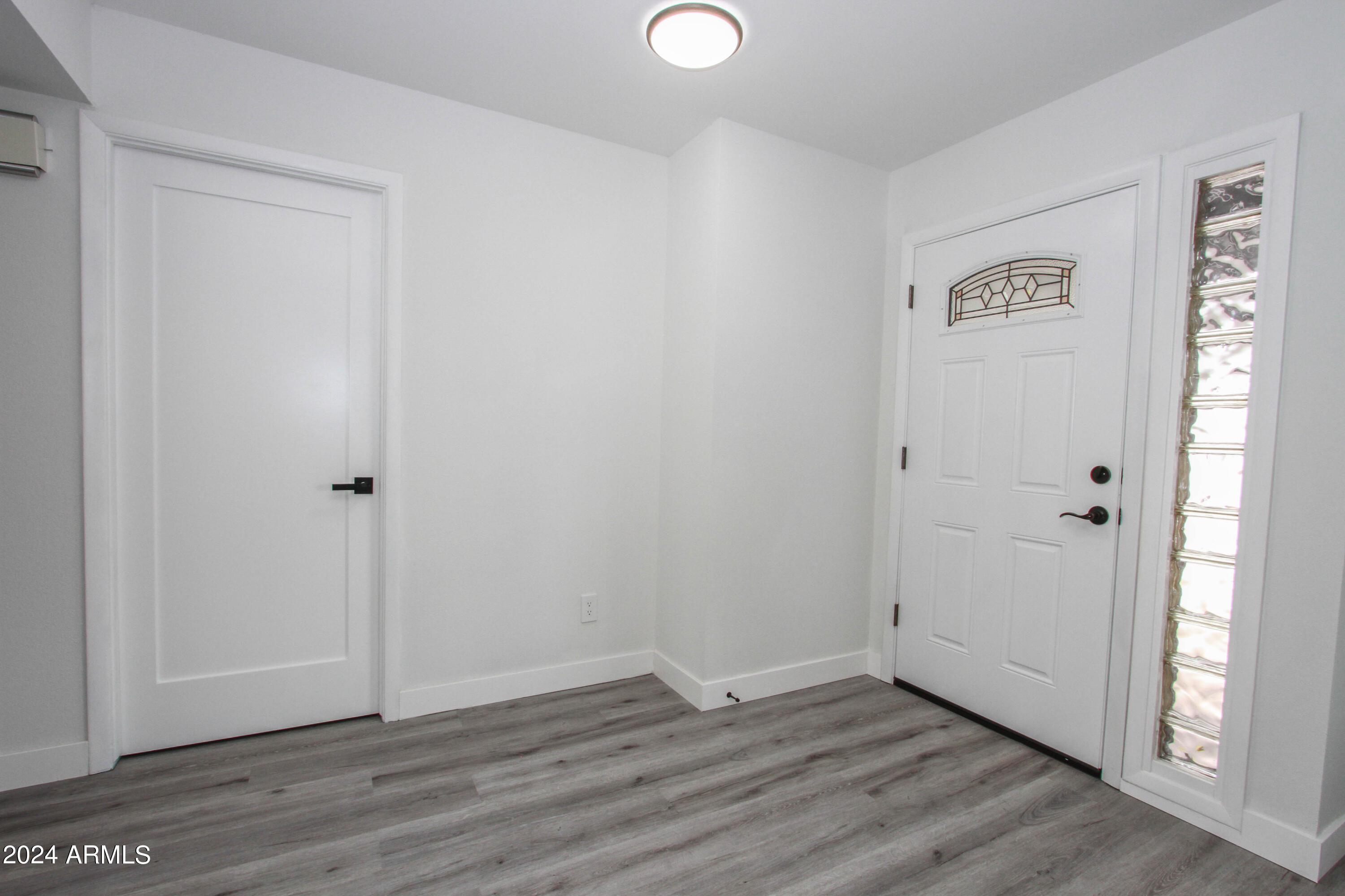 3442 West Hearn Road Phoenix, AZ 85053 - Photo 33 of 58 3442 W Hearn RD-35