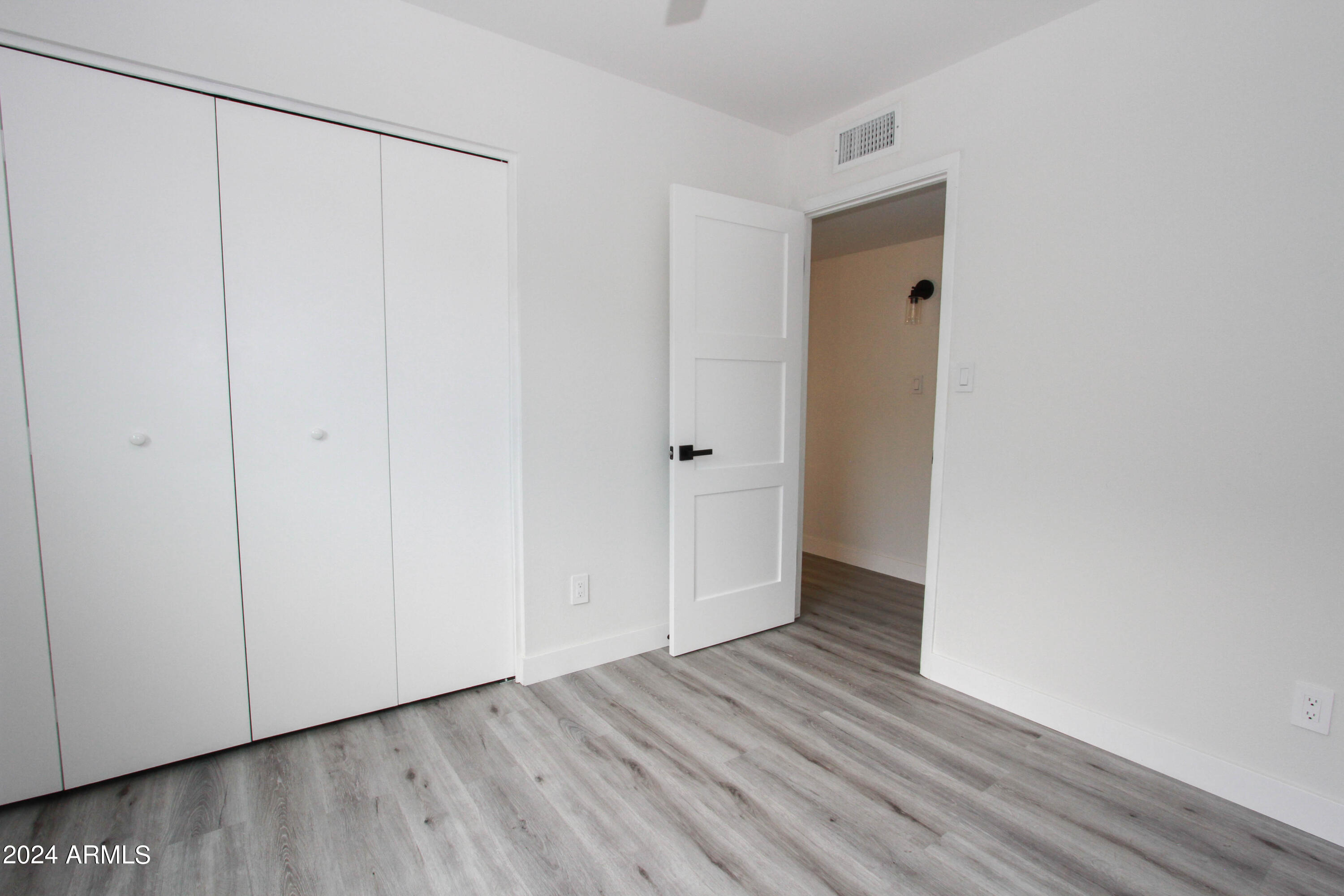 3442 West Hearn Road Phoenix, AZ 85053 - Photo 44 of 58 3442 W Hearn RD-46