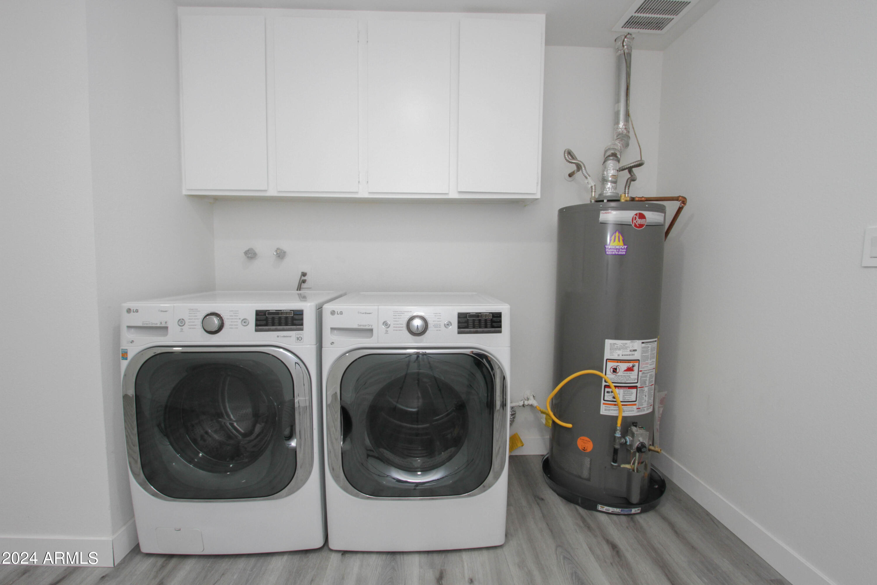 3442 West Hearn Road Phoenix, AZ 85053 - Photo 51 of 58 3442 W Hearn RD-53
