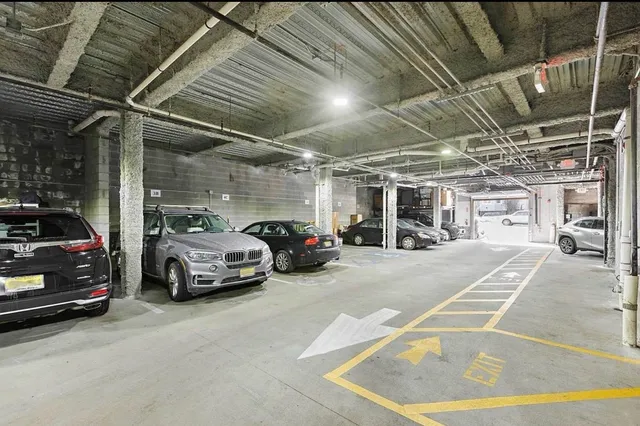 $3,200 | 34-40 48th Street, Unit 4C, Weehawken, NJ 07086