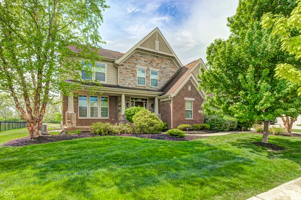 $690,000 | 1113 Clearwell Drive, Greenwood, IN 46143