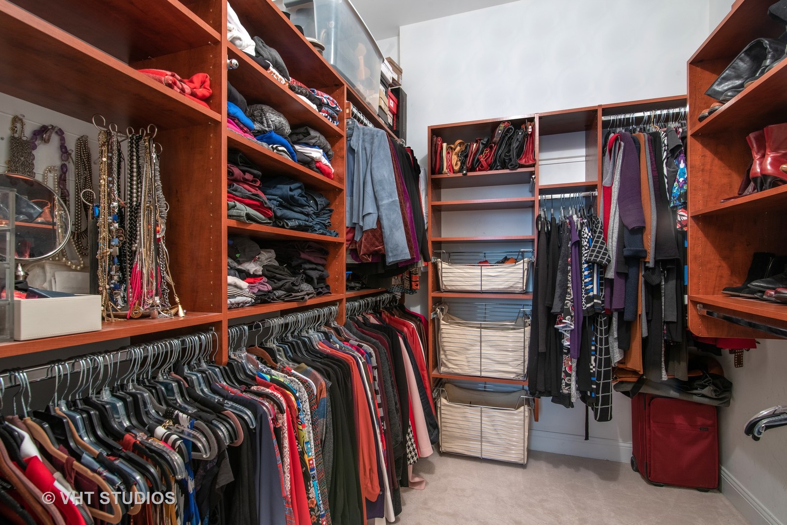 23 North Green Street, Unit 402 Chicago, IL 60607 - Photo 11 of 17