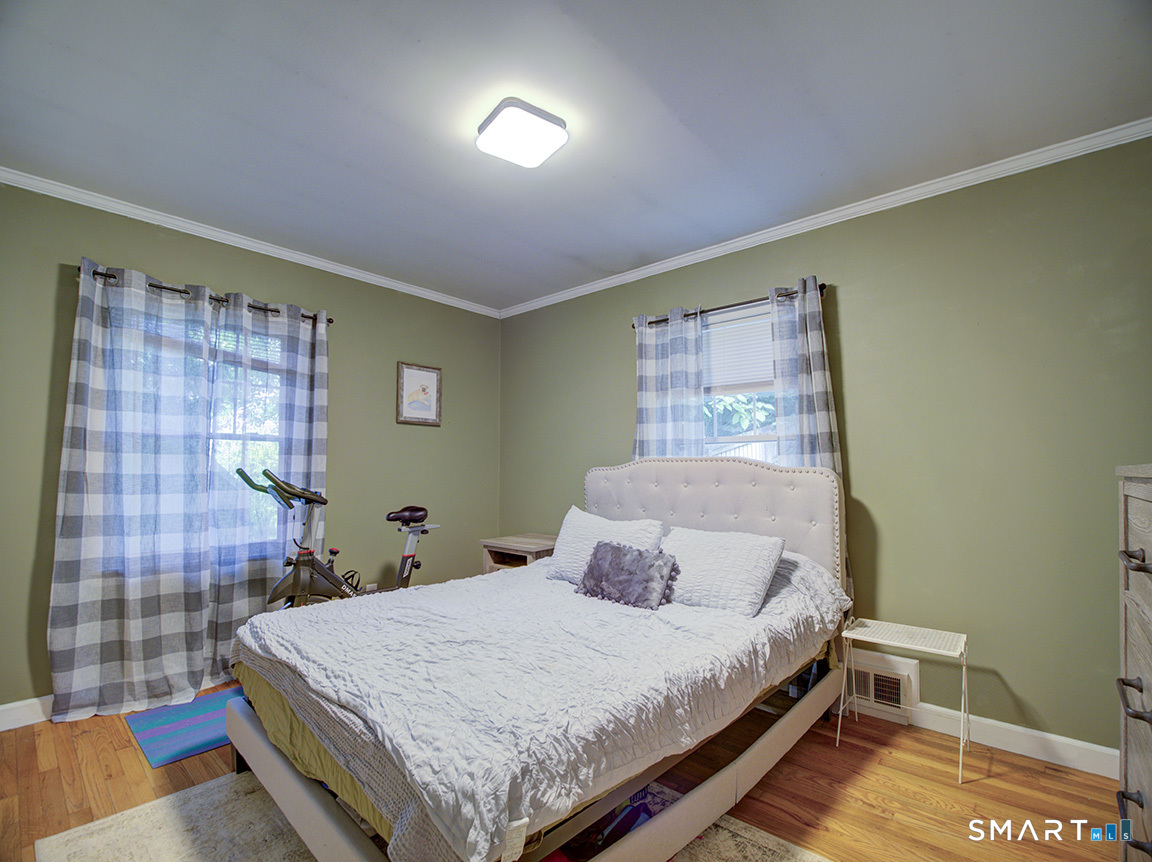 57 Buckingham Street Meriden, CT 06451 - Photo 18 of 35