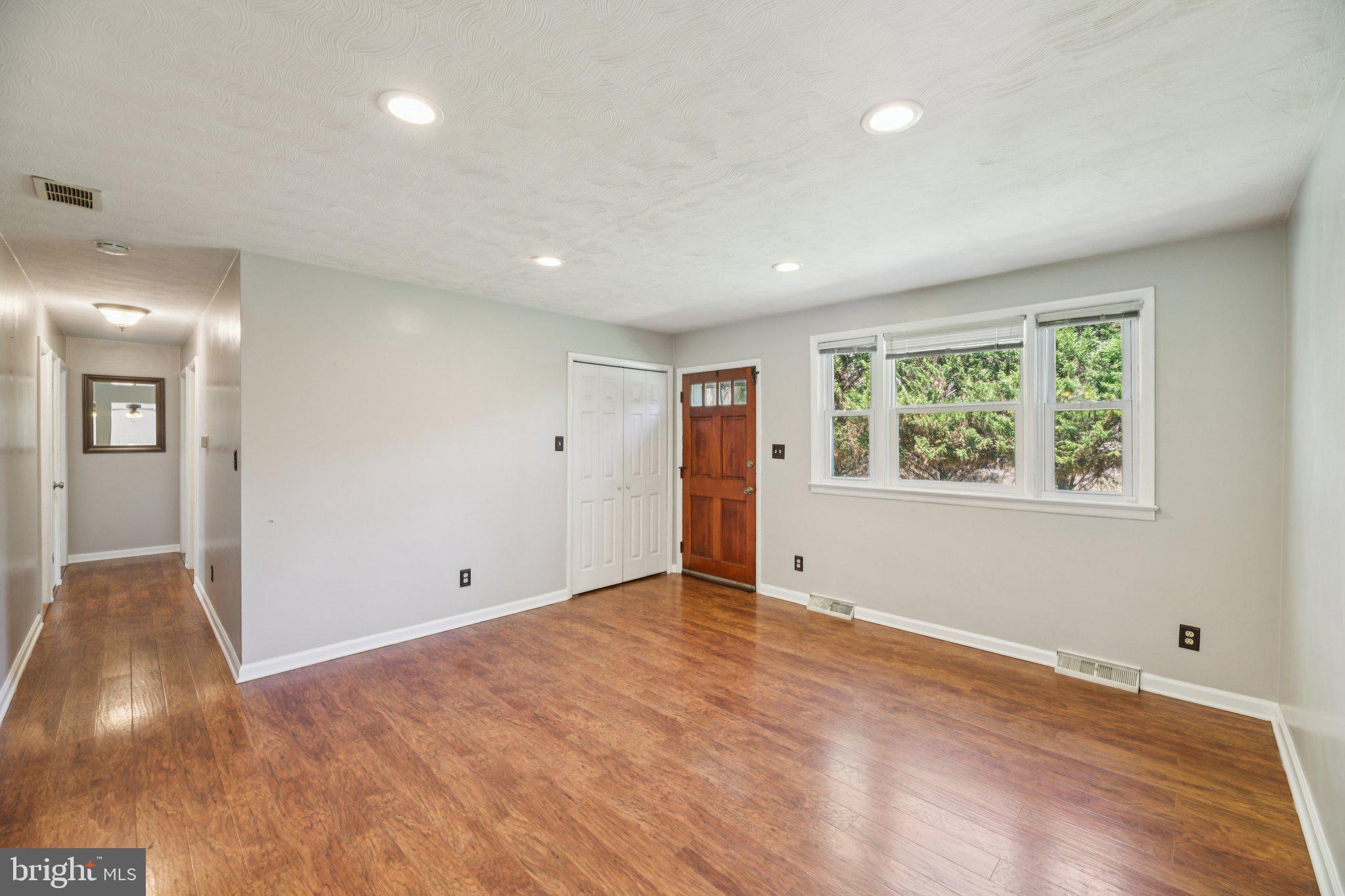 10165 Rocky Rd Place Waldorf, MD 20603 - Photo 11 of 44