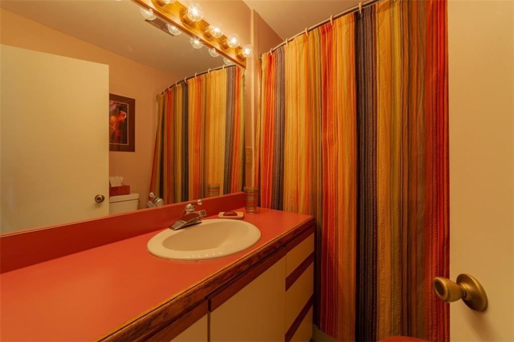 341 East Side Road Trevett, ME 04571 - Photo 14 of 19 Bathroom