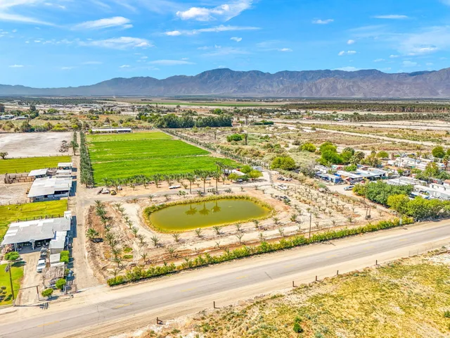 a view of an ocean and a mountain view