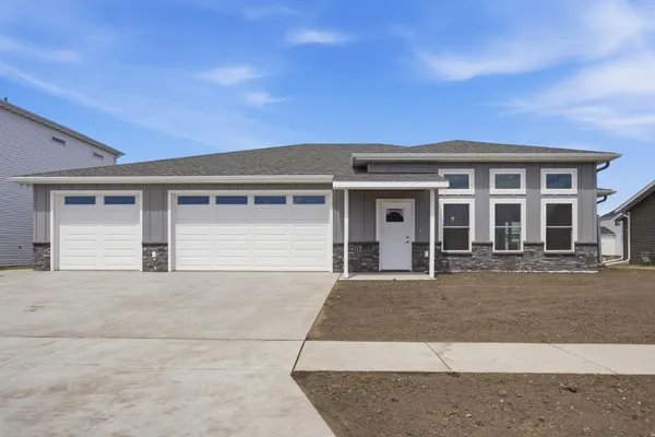 $545,900 | 4312 23rd Avenue South, Moorhead, MN 56560