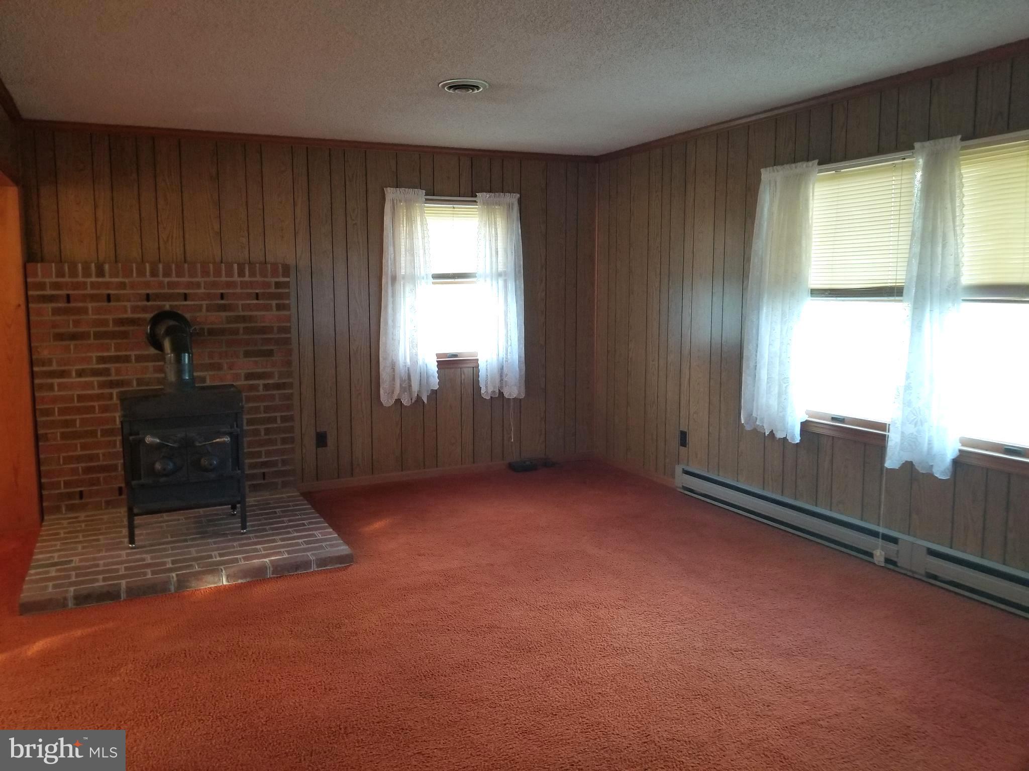 7230 Hubbard Road Federalsburg, MD 21632 - Photo 7 of 16 Living Room