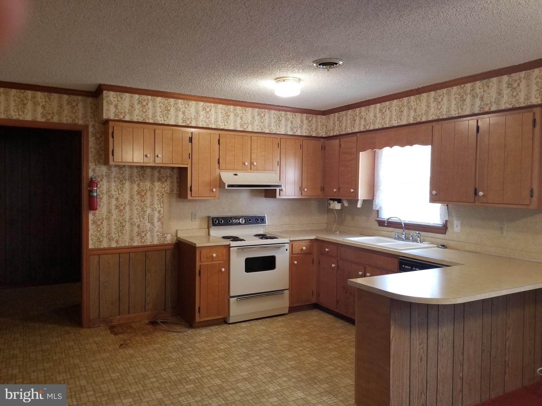 7230 Hubbard Road Federalsburg, MD 21632 - Photo 10 of 16 Kitchen