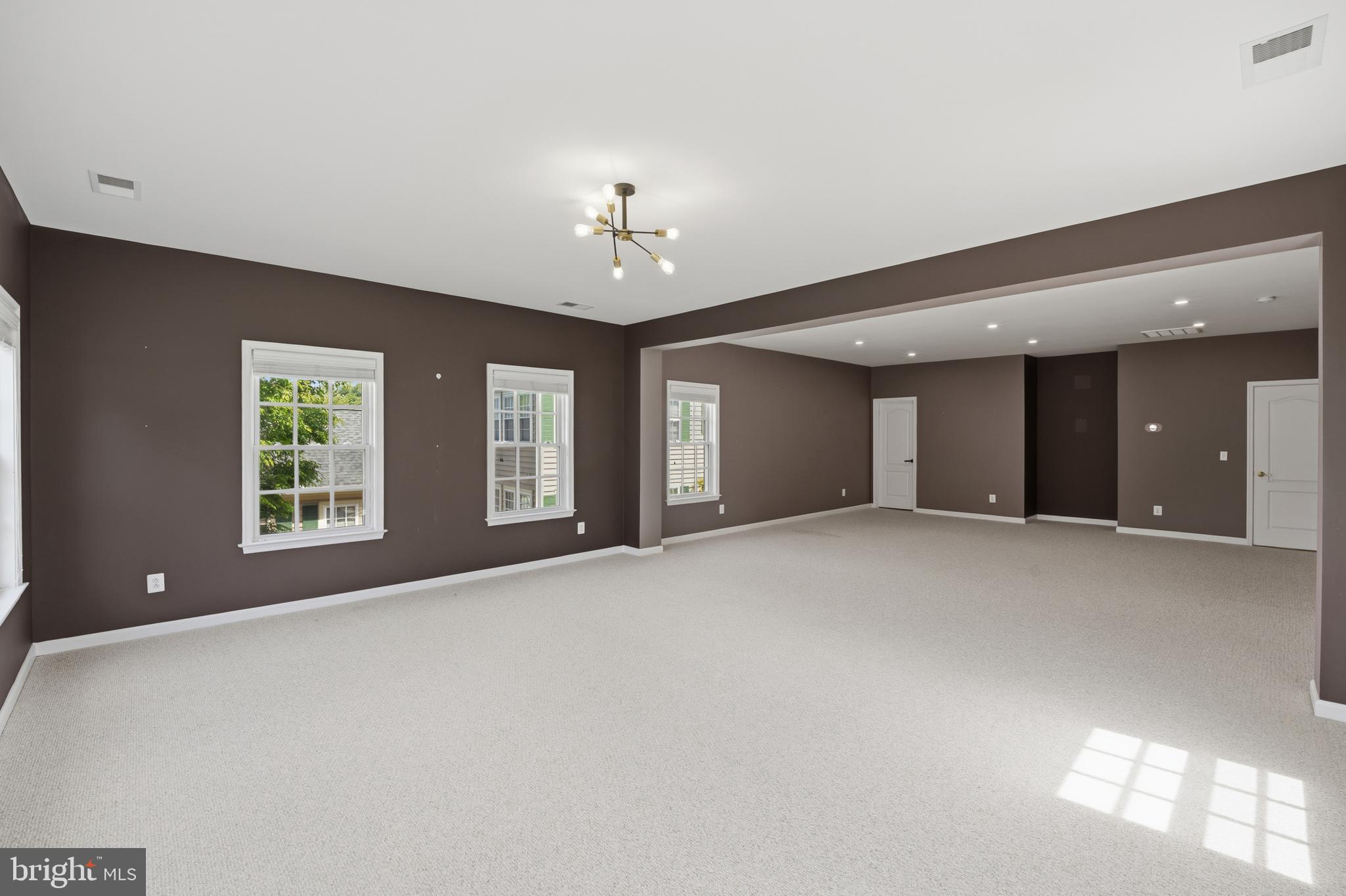 11701 Town Green Road Bristow, VA 20136 - Photo 10 of 79