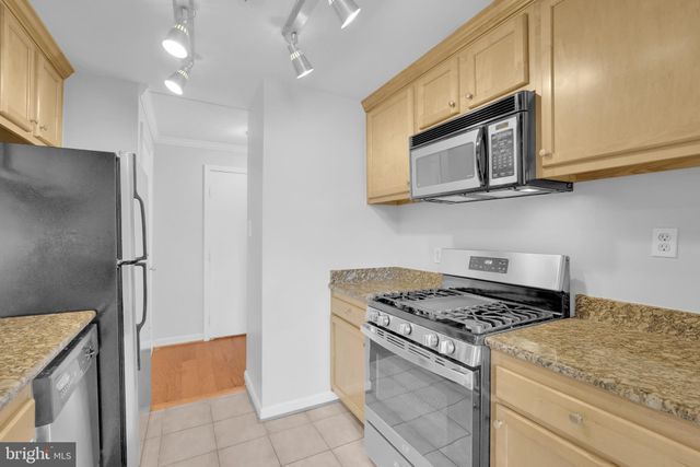 $277,000 | 4520 King Street, Unit 506, Alexandria, VA 22302