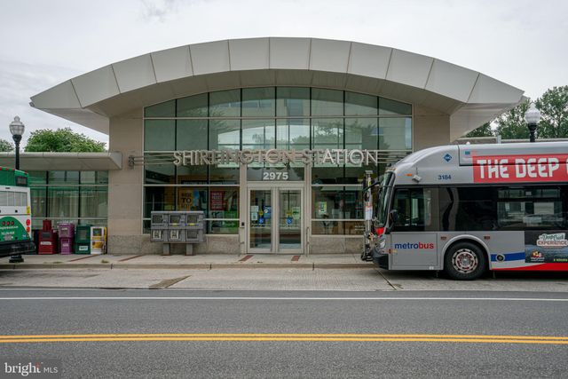 $277,000 | 4520 King Street, Unit 506, Alexandria, VA 22302