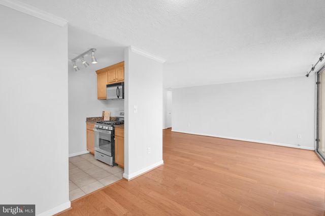 $277,000 | 4520 King Street, Unit 506, Alexandria, VA 22302