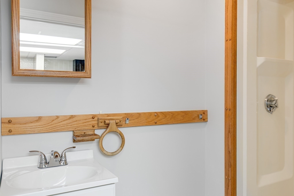 138 Orchard Hill Road Haverhill, MA 01835 - Photo 39 of 42
