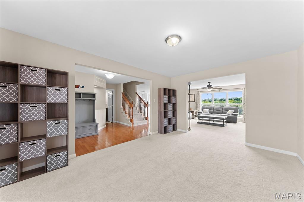 4344 Northpoint Circle St. Louis, MO 63129 - Photo 4 of 44