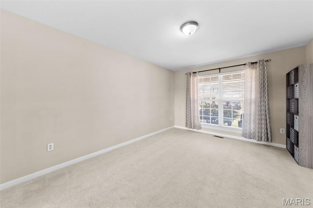 4344 Northpoint Circle St. Louis, MO 63129 - Photo 6 of 44