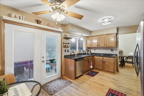 $399,900 | 7638 Mendocino Drive, Gurnee, IL 60031