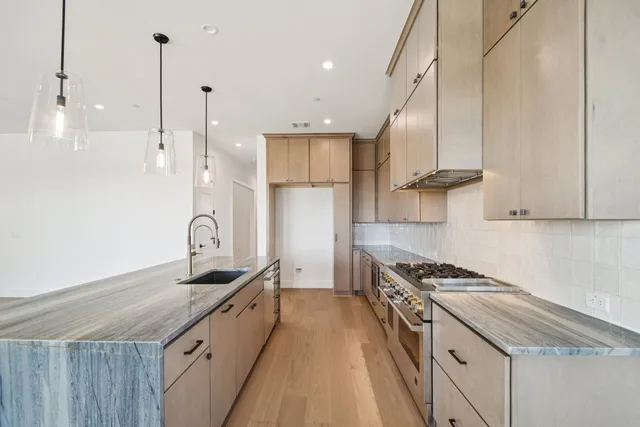 $1,999,990 | 5903 Moondust Lane, Austin, TX 78730