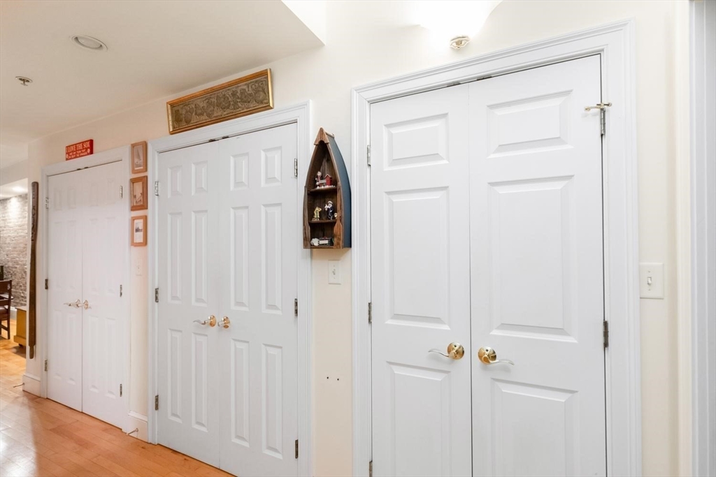 196 Main Street, Unit 1 Gloucester, MA 01930 - Photo 15 of 36