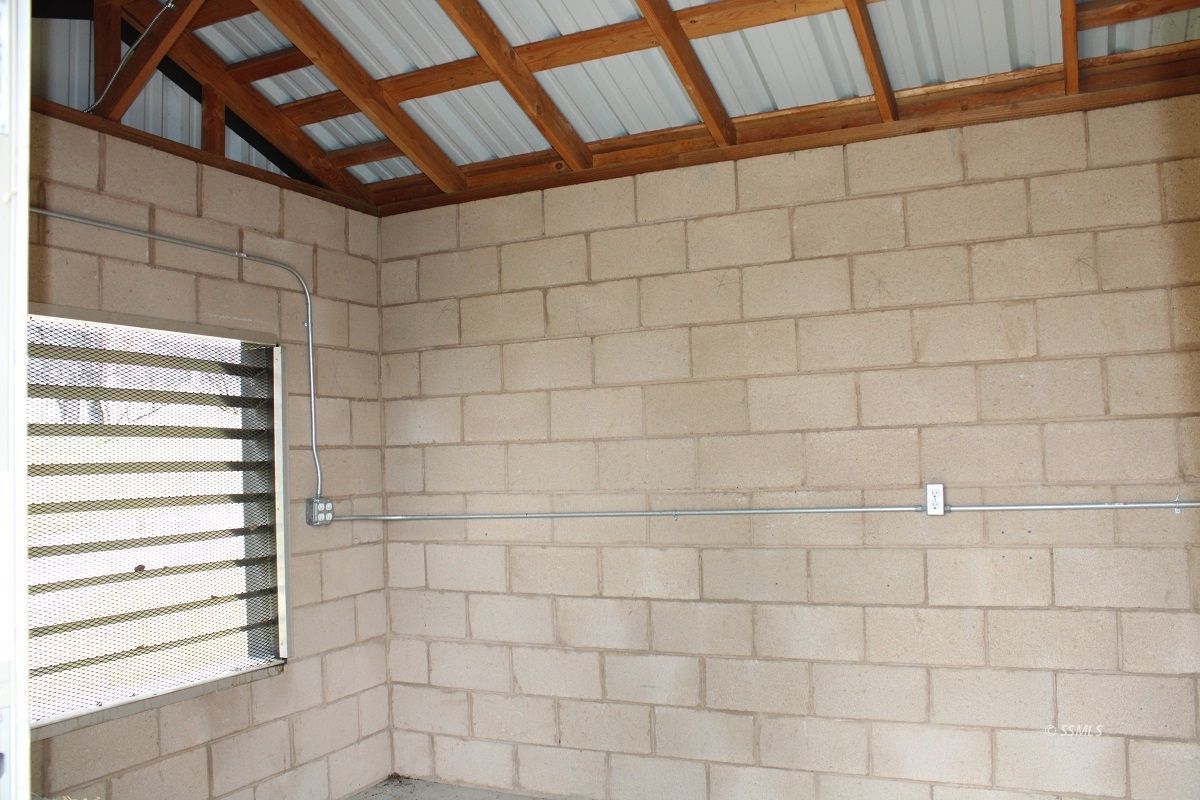 22885 Mistletoe Court Caliente, CA 93518 - Photo 12 of 40