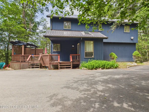 $495,000 | 674 Glen Cir Drive, Tobyhanna, PA 18466