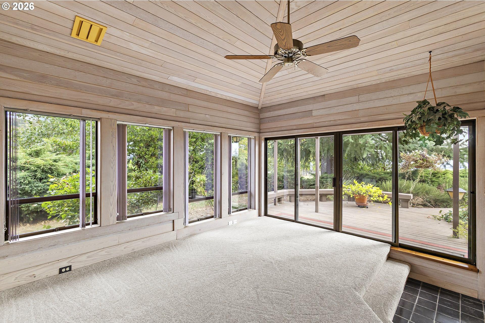 1000 Oak Grove Road Salem, OR 97304 - Photo 17 of 48 Gallery Image 17