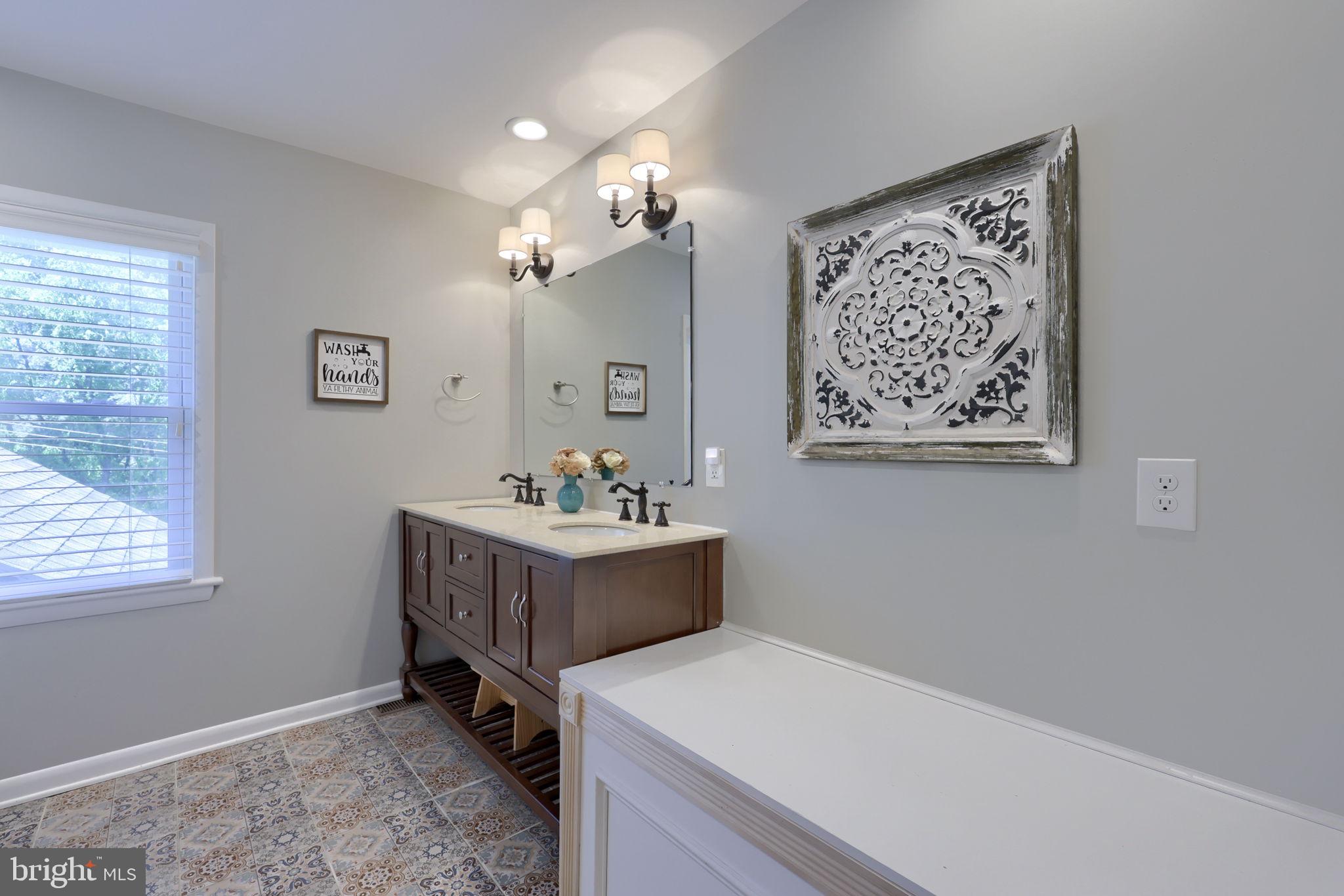 735 Carroll Road York, PA 17403 - Photo 31 of 58