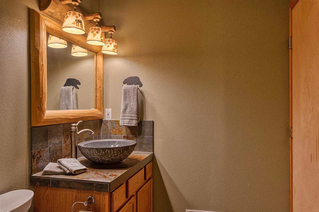 12022 Ski Run Road Truckee, CA 96161 - Photo 11 of 21 Gallery Image 11