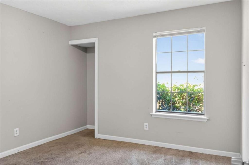 2414 Leslie Brook Drive Decatur, GA 30035 - Photo 12 of 22