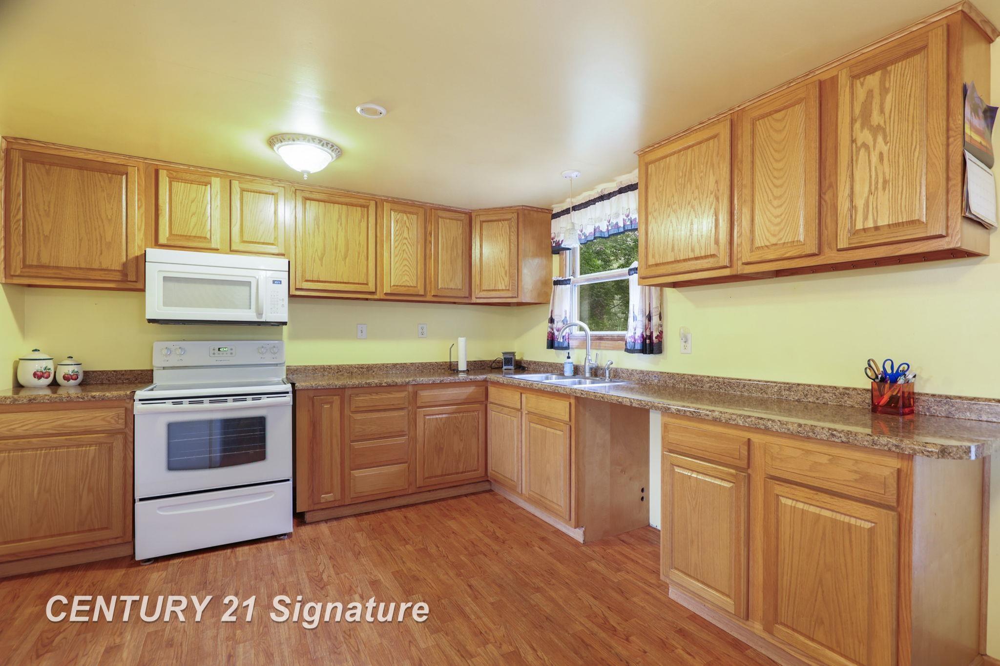 13110 Harris Road Chesaning, MI 48616 - Photo 13 of 46