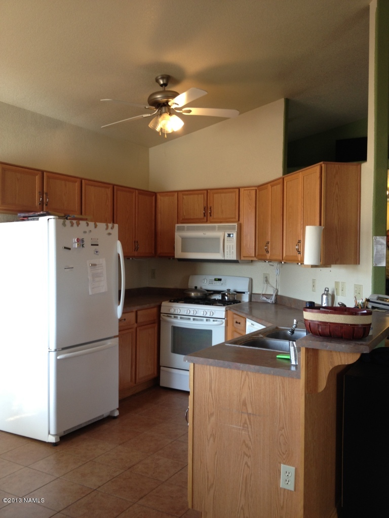 7780 Alma Road Flagstaff, AZ 86004 - Photo 5 of 19 Alma 028