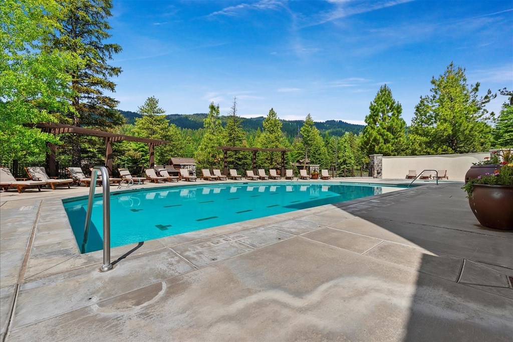 150 Pinnacle Court, Unit 28 Donnelly, ID 83615 - Photo 26 of 34