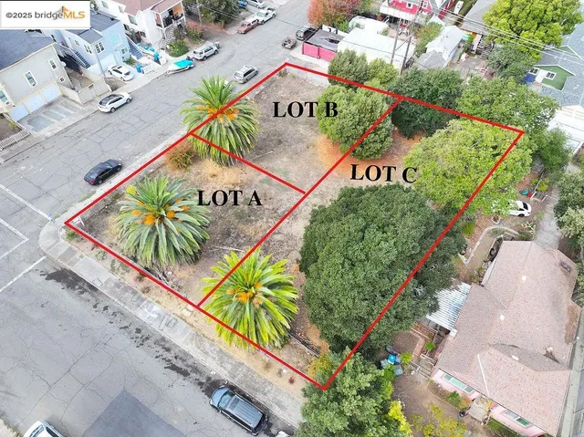 an sign that is on the side of the road