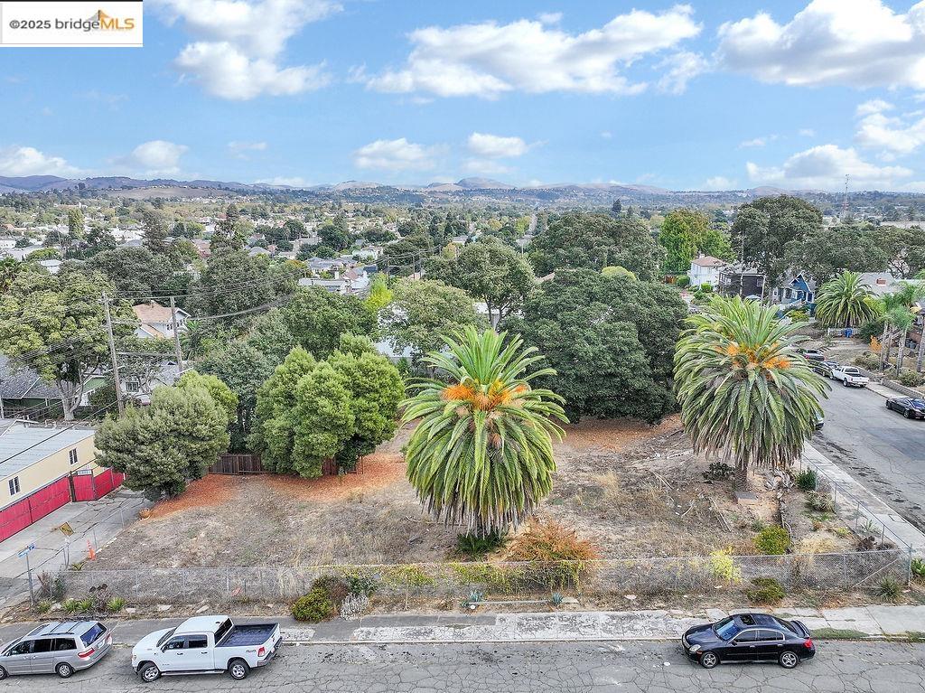902 Kentucky Street Vallejo, CA 94590 - Photo 6 of 9 an aerial view of multiple houses with yard
