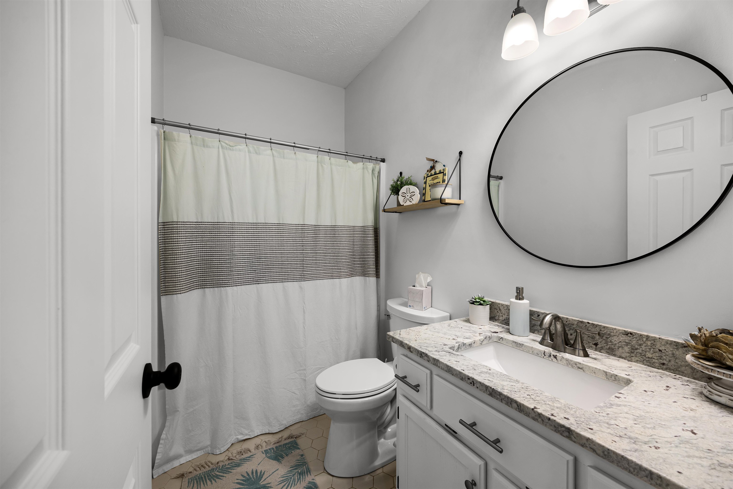 70 Point Clear Cove Savannah, TN 38372 - Photo 19 of 25 Main Floor Bathroom