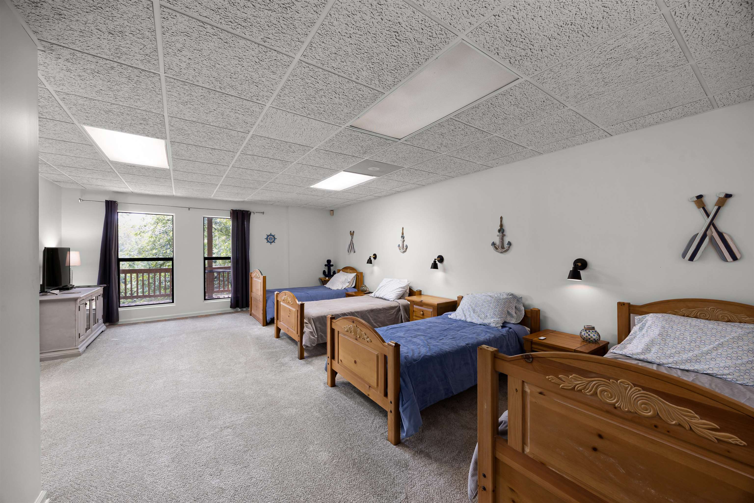 70 Point Clear Cove Savannah, TN 38372 - Photo 8 of 26 Downstairs bedroom