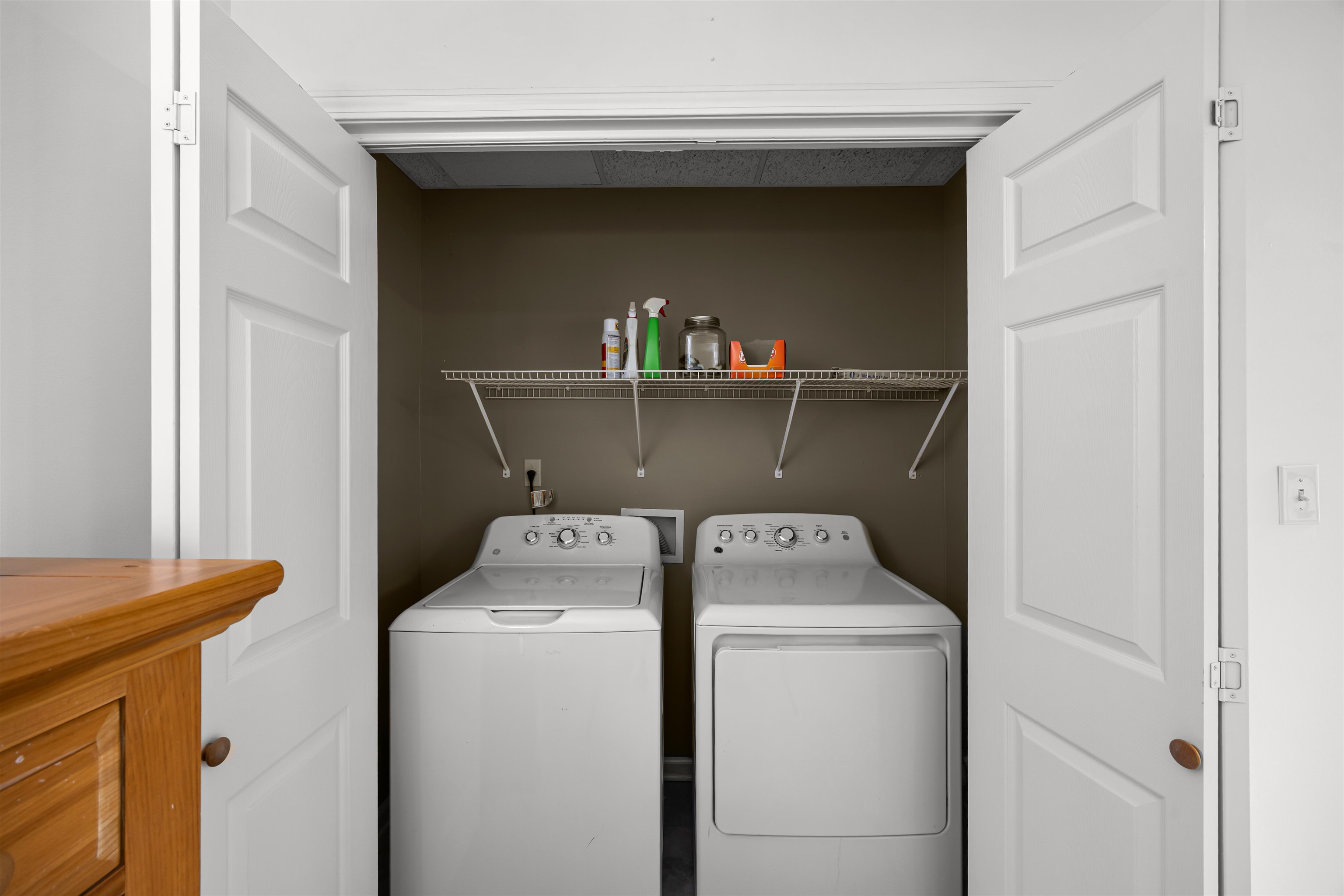 70 Point Clear Cove Savannah, TN 38372 - Photo 10 of 25 Washroom featuring washing machine and clothes dryer