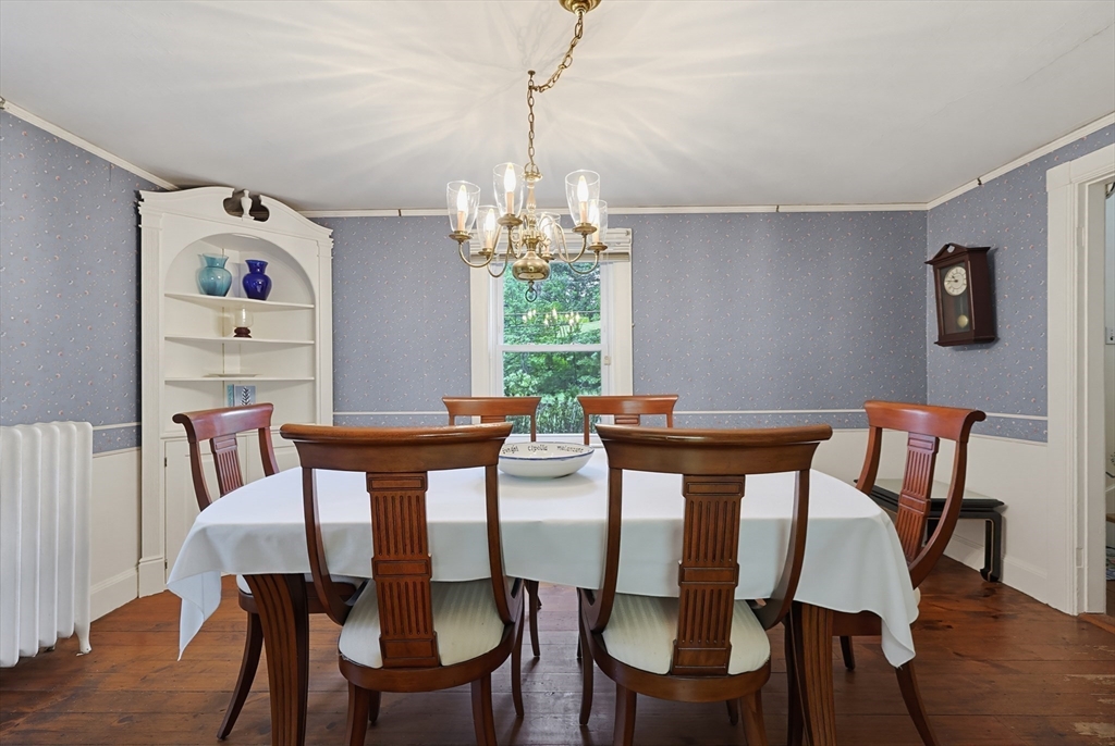 602 Elm Street Walpole, MA 02081 - Photo 11 of 38