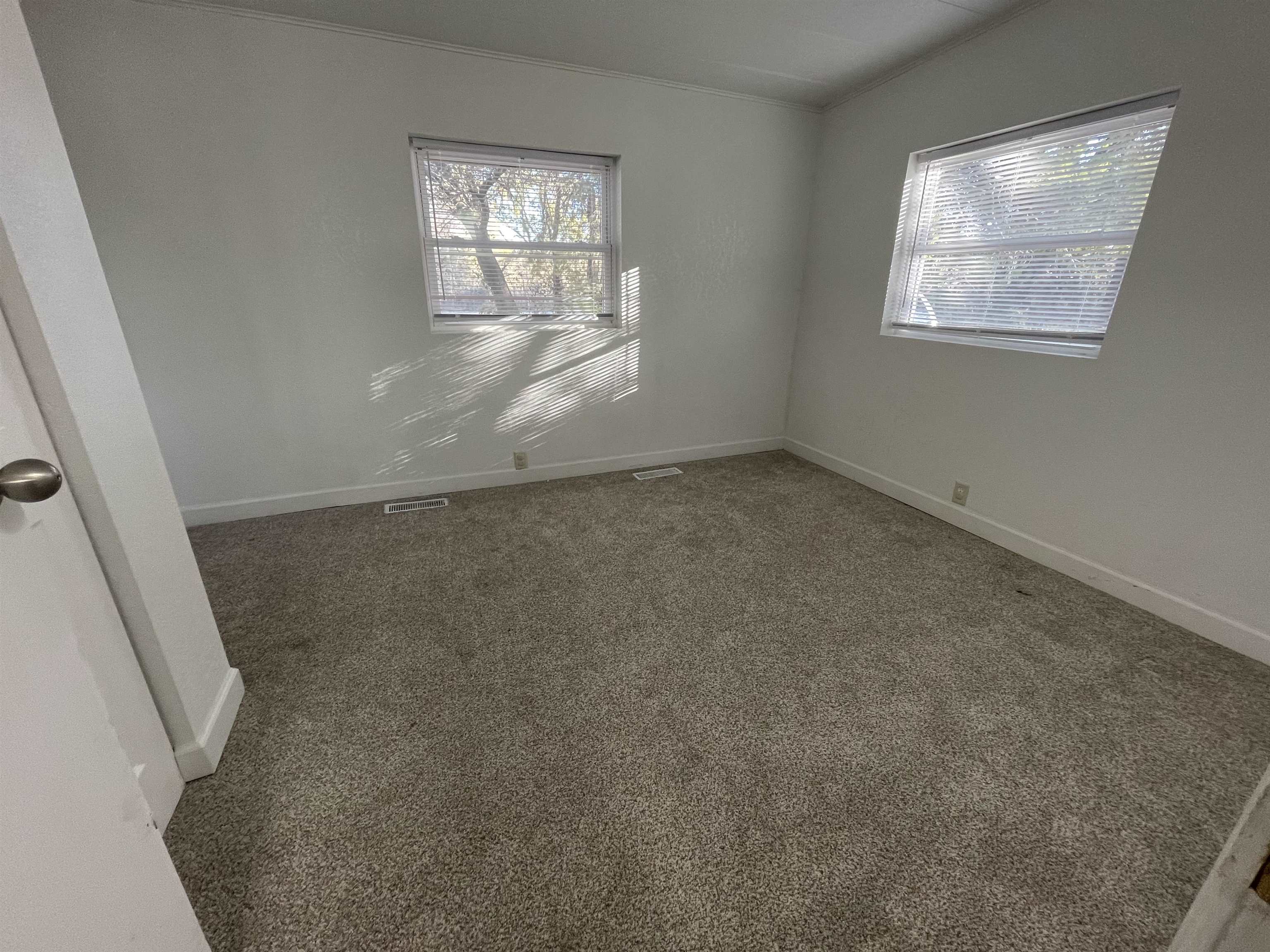 5801 East Sandhill Road Mulvane, KS 67110 - Photo 10 of 23