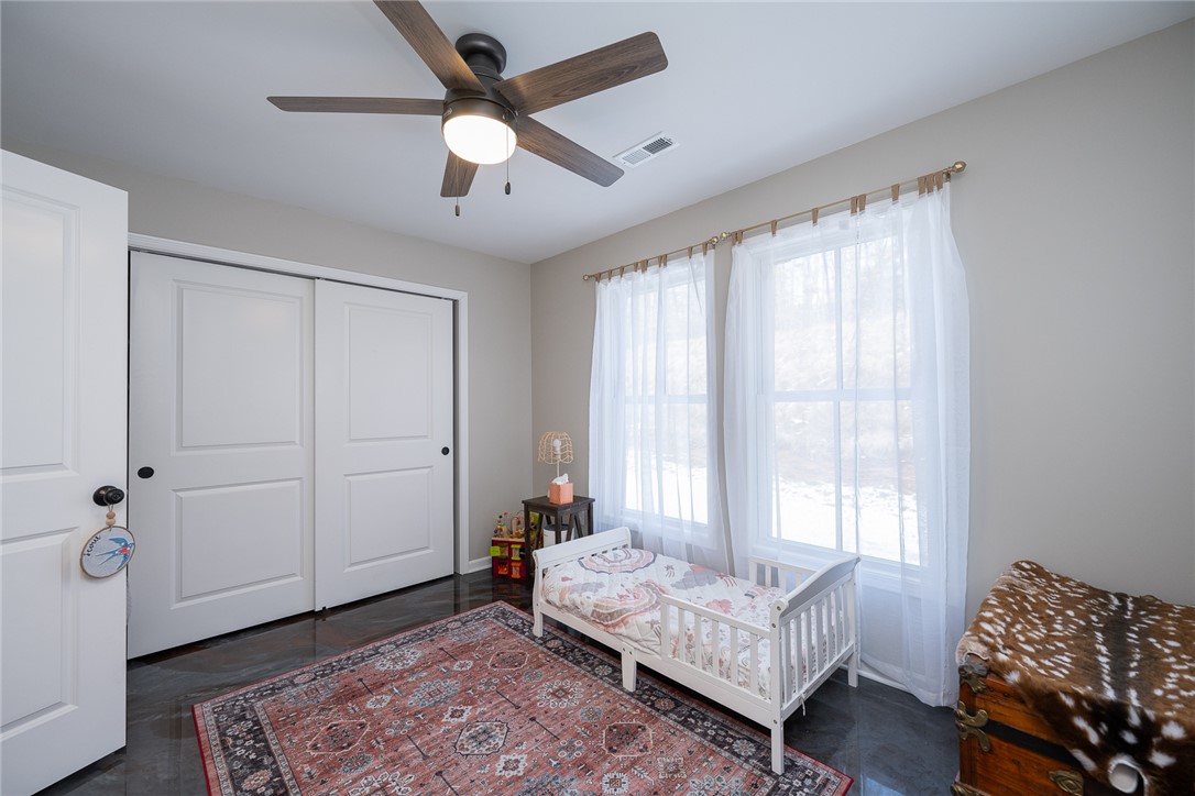816 Table Rock Road Marietta, SC 29661 - Photo 24 of 32