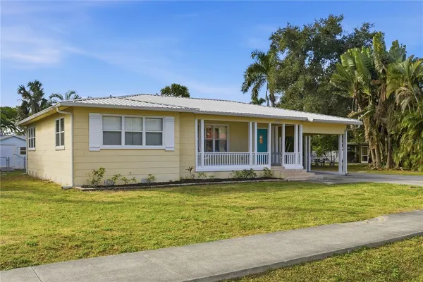 $350,000 | 1420 Maravilla Avenue, Fort Myers, FL 33901