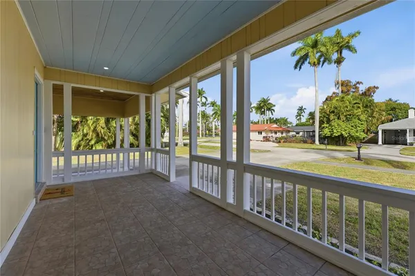 $350,000 | 1420 Maravilla Avenue, Fort Myers, FL 33901