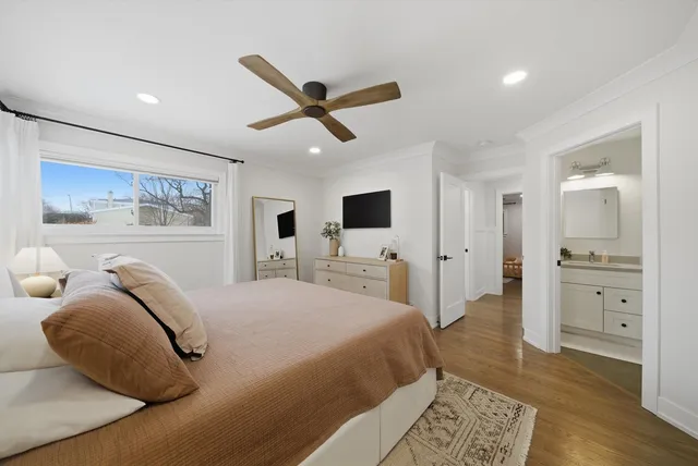 $950,000 | 101 West Jackson Street, Elmhurst, IL 60126