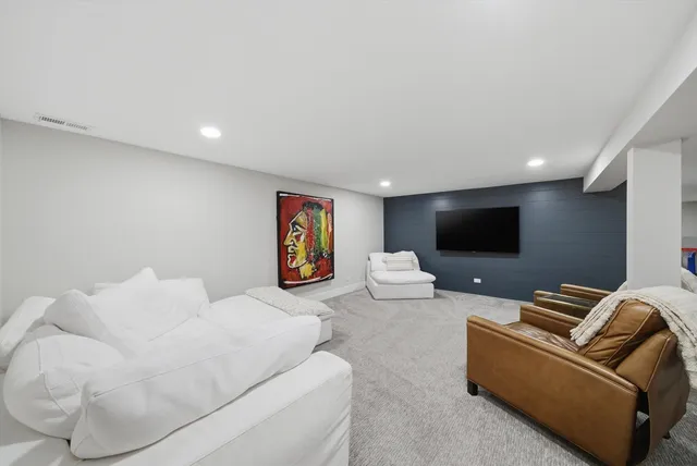 $950,000 | 101 West Jackson Street, Elmhurst, IL 60126