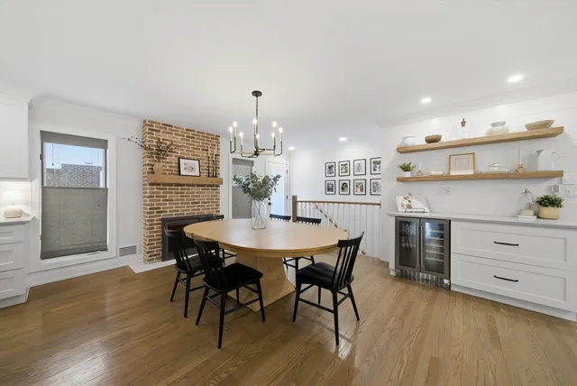 $950,000 | 101 West Jackson Street, Elmhurst, IL 60126