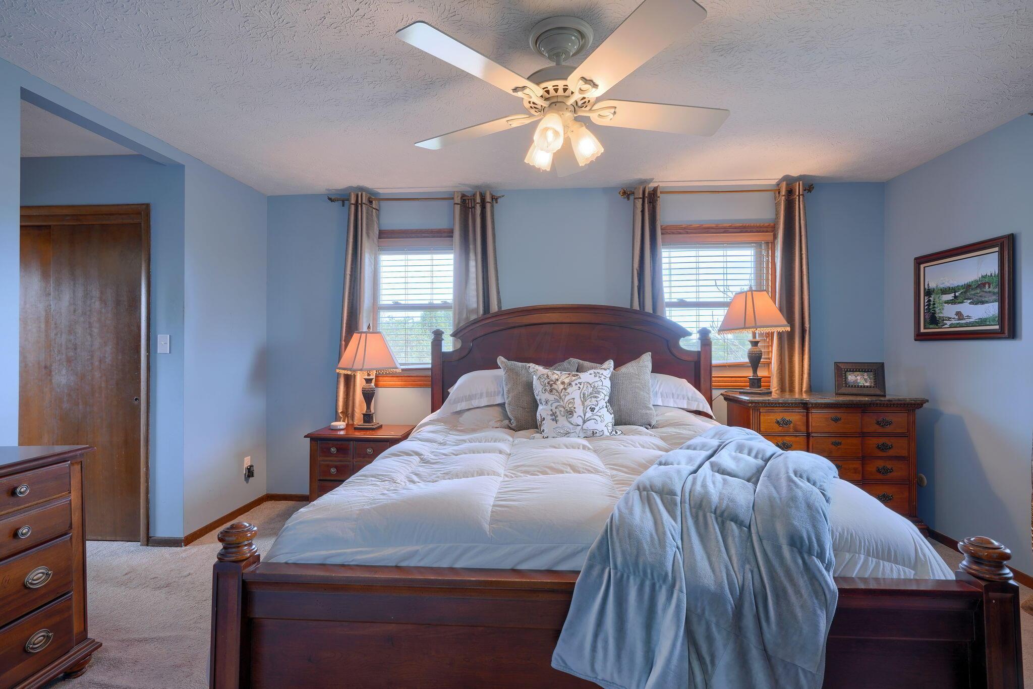 1360 Heister Road Northwest Lancaster, OH 43130 - Photo 26 of 63 Primary suite
