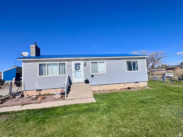 $315,000 | 4726 South 2500th Street East, Vernal, UT 84078