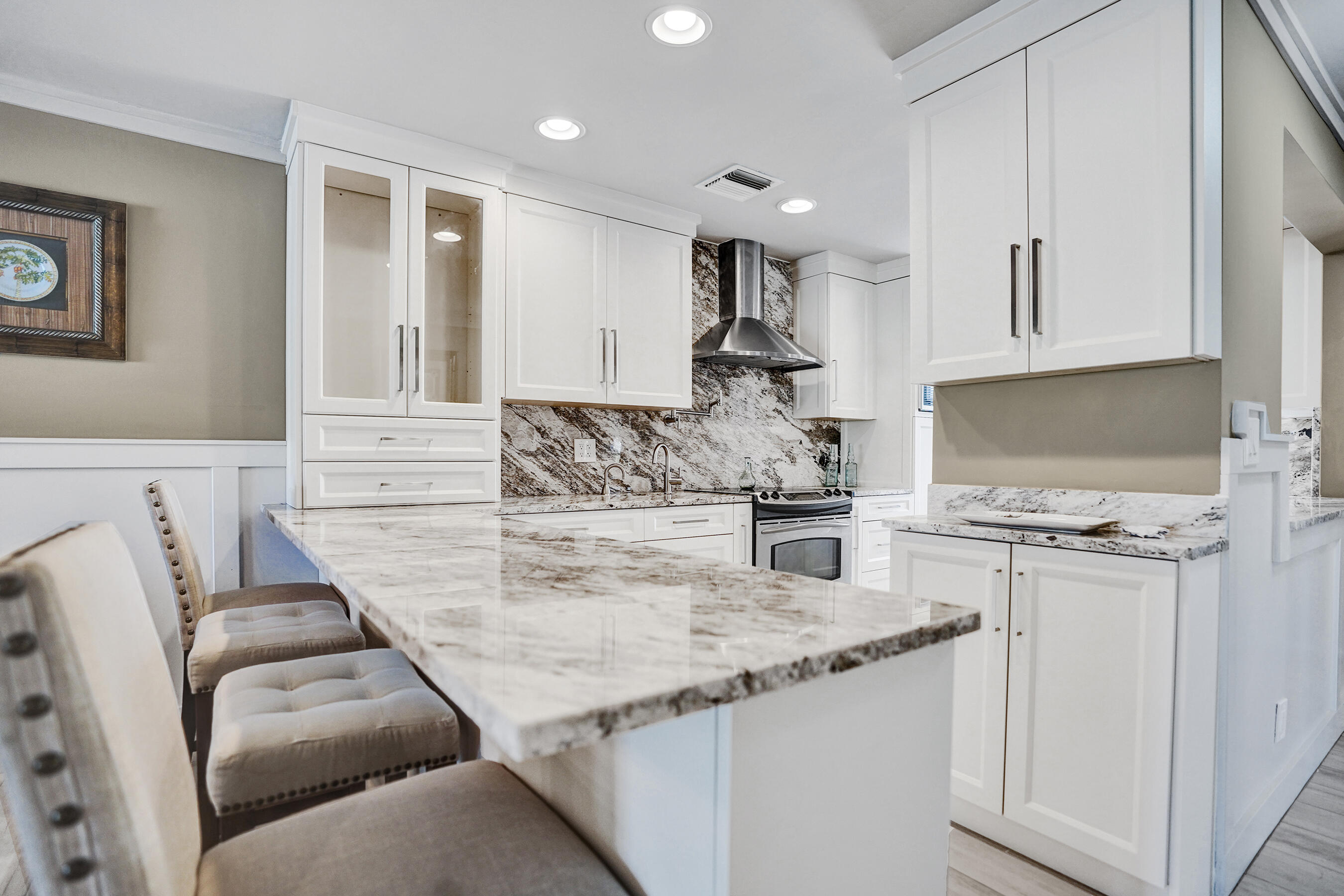 2820 Southwest 13th Street, Unit 101 Delray Beach, FL 33445 - Photo 51 of 83 Kitchen
