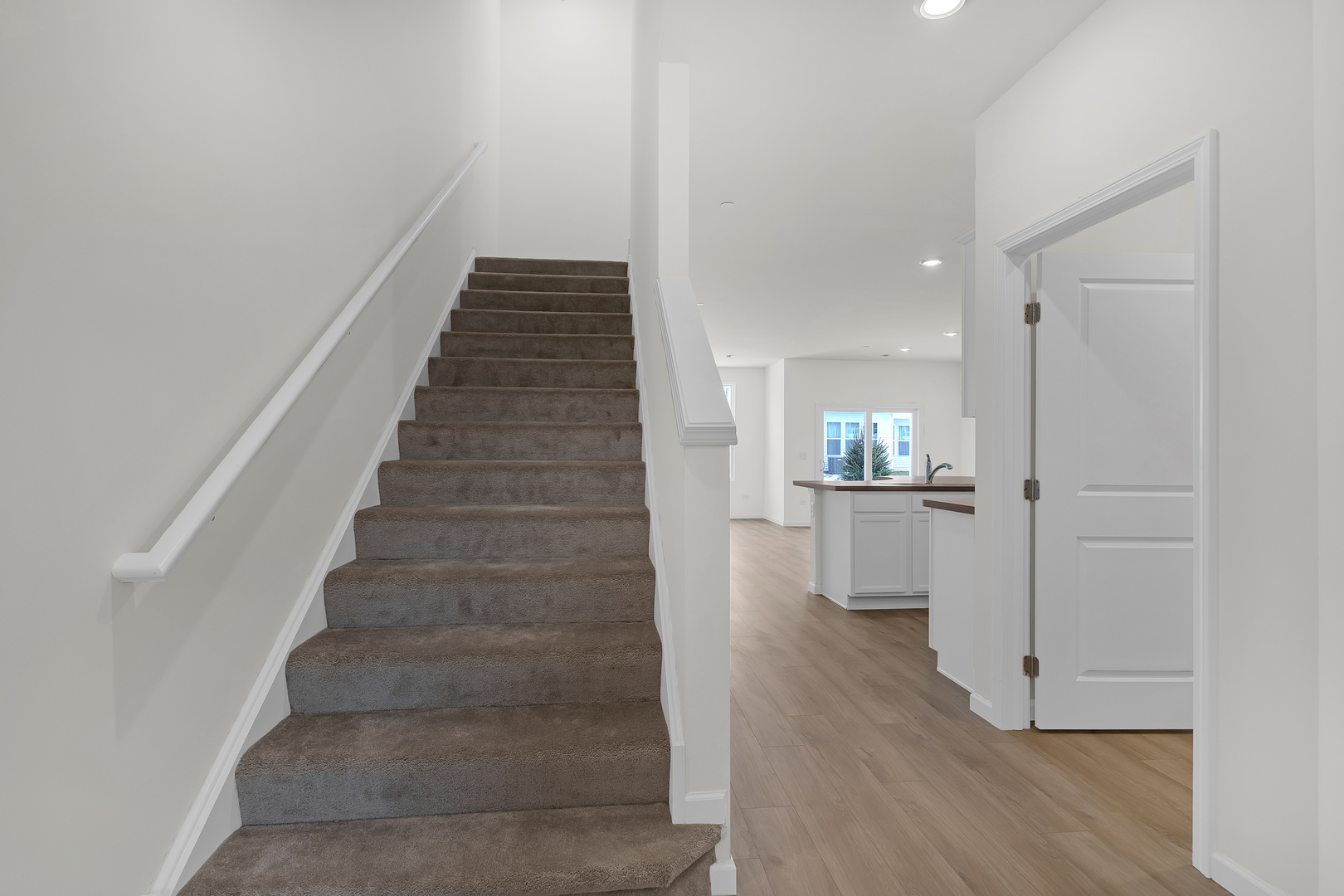 5918 Hawkweed Drive Plainfield, IL 60585 - Photo 11 of 27